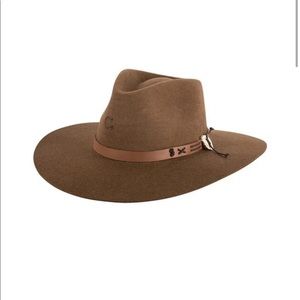 Charlie 1 Horse Teepee hat.  Color oak.  Size M.